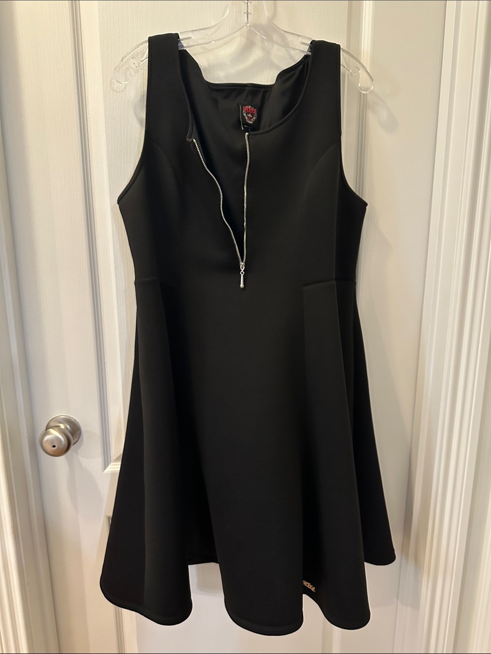 torrid Black Sleeveless Mini Dress with Front Zip
